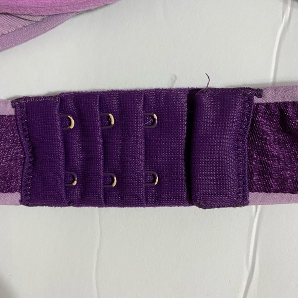 Victoria’s Secret uplift semi Demi  36C  purple - Picture 6 of 7